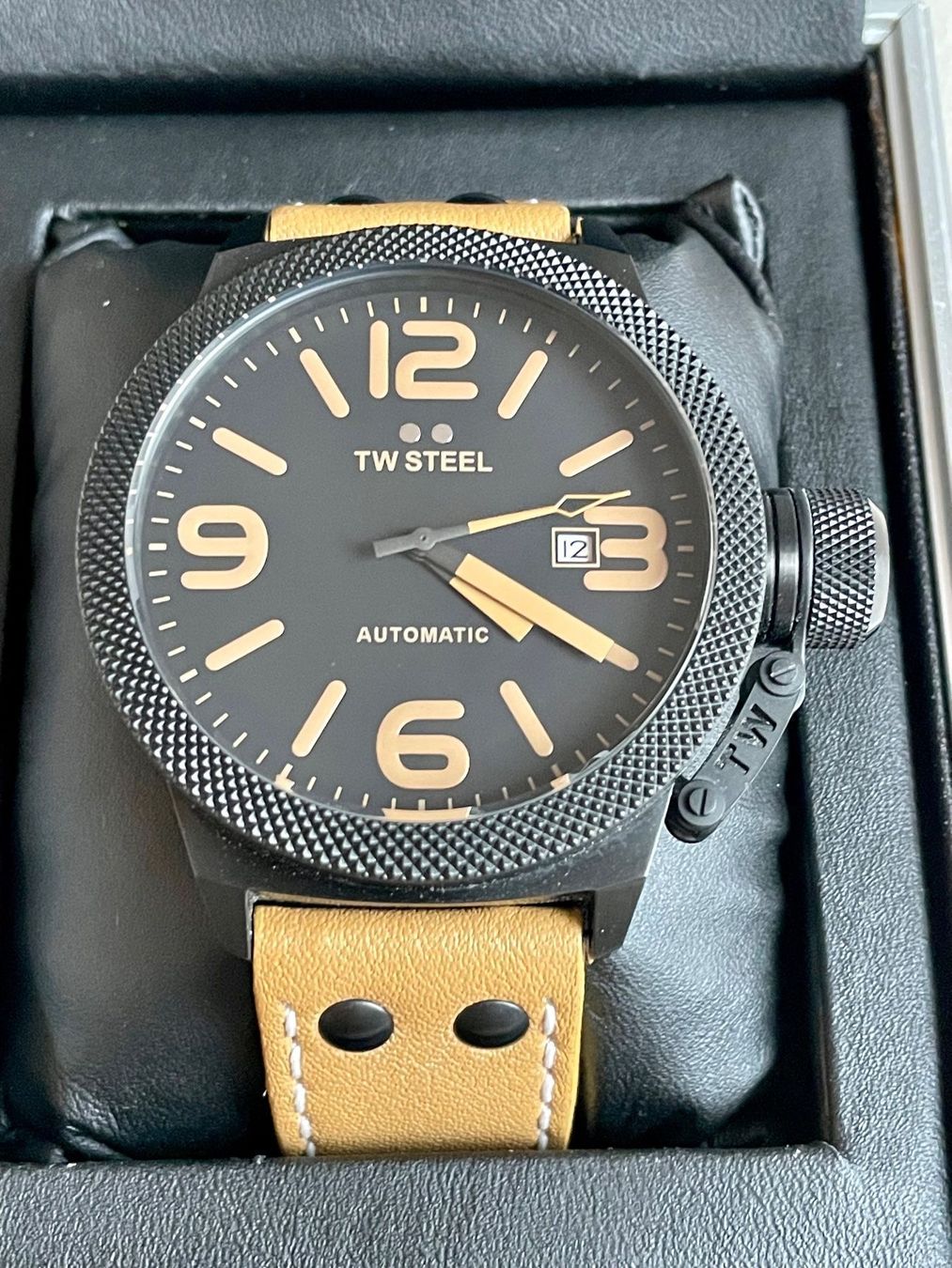 Orologi: TW STEEL CANTEEN LEATHER BLACK CASE AUTOMATIC TWA-202 – Usato da Brüttisellen venduto da eic_bwt5 9
