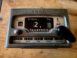 Historisch mechanisches Taxameter Argo Kienzle Typ T12 1963