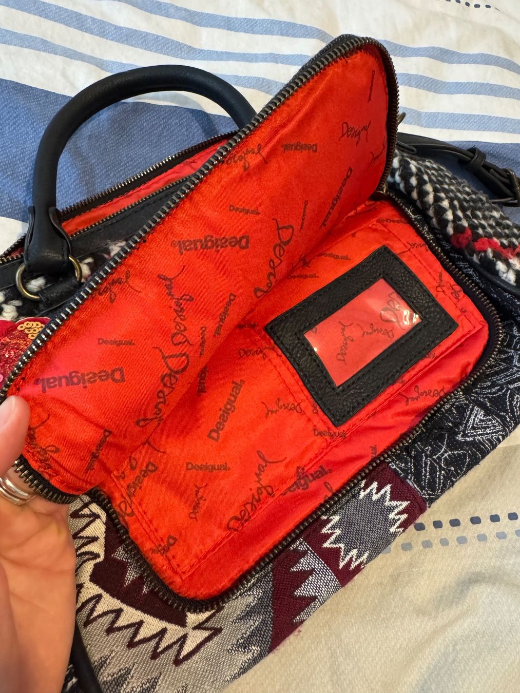 Desigual Borse da donna: Sac à main Desigual véritable neuf – Nuovo (secondo la descrizione) da Grand-Lancy venduto da cha_6sgz 2