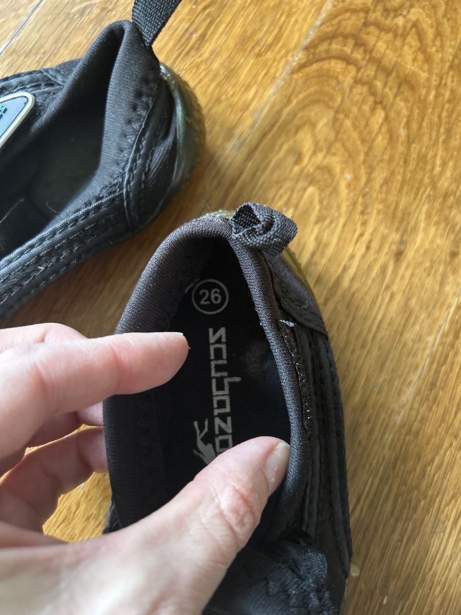 Schuhe für Jungen: Scuba Badeschuhe Gr. 26 – Gebraucht aus Birmensdorf ZH von LXro 3