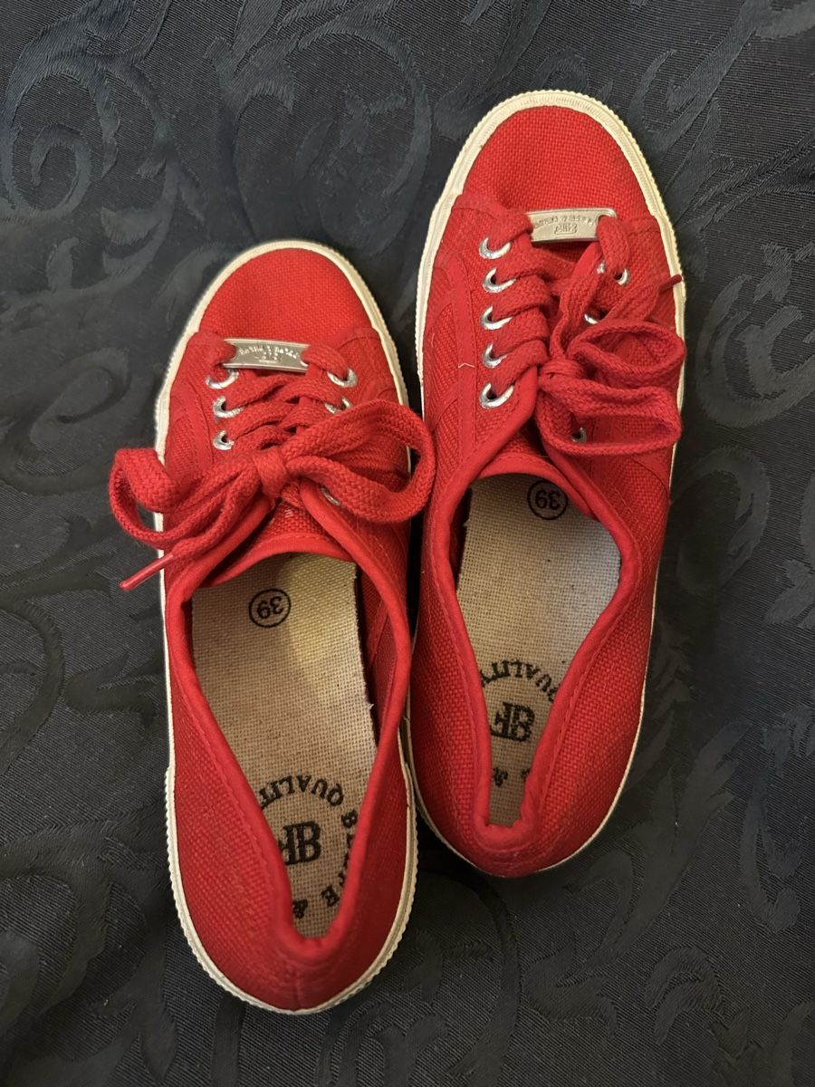 Scarpe da donna: Rote Turnschuhe 39 – Nuovo e nell'imballaggio originale da Bern venduto da Maria003 1