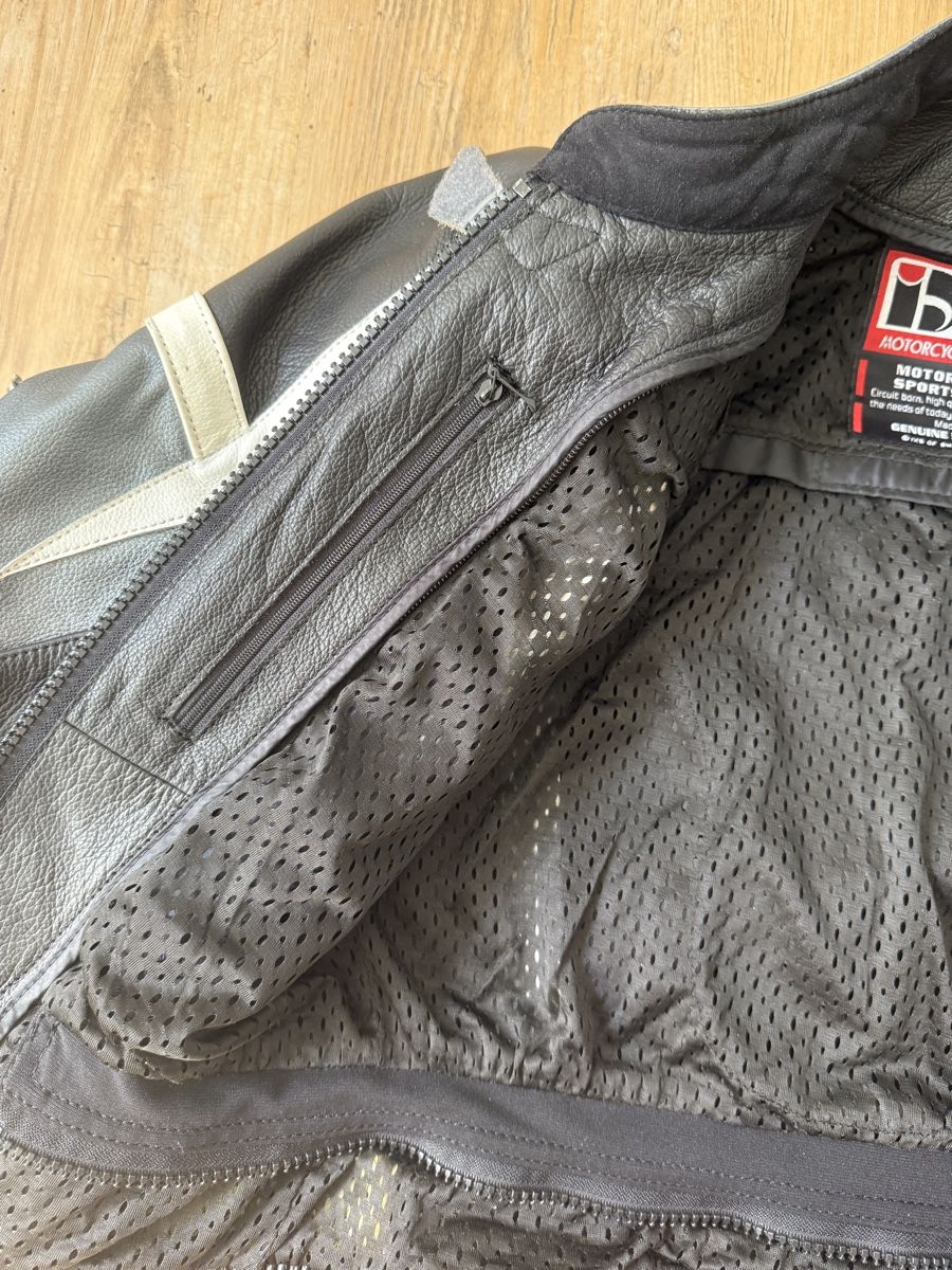 IXS Giacche: Motorradjacke IXS aus Leder, Gr. 36 – Usato da Meggen venduto da anc_2y72 4