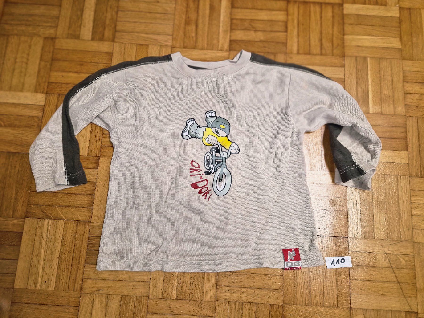 Pullover & Sweatshirts: Pullover 110 – Gebraucht aus Stüsslingen von white_angel86