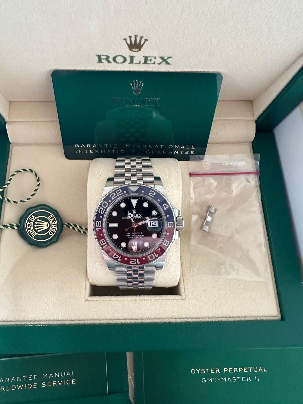 Rolex Orologi: Rolex GMT-Master II "Pepsi" - Full Set, 126710BLRO – Nuovo (secondo la descrizione) da Watt venduto da Gini120 8