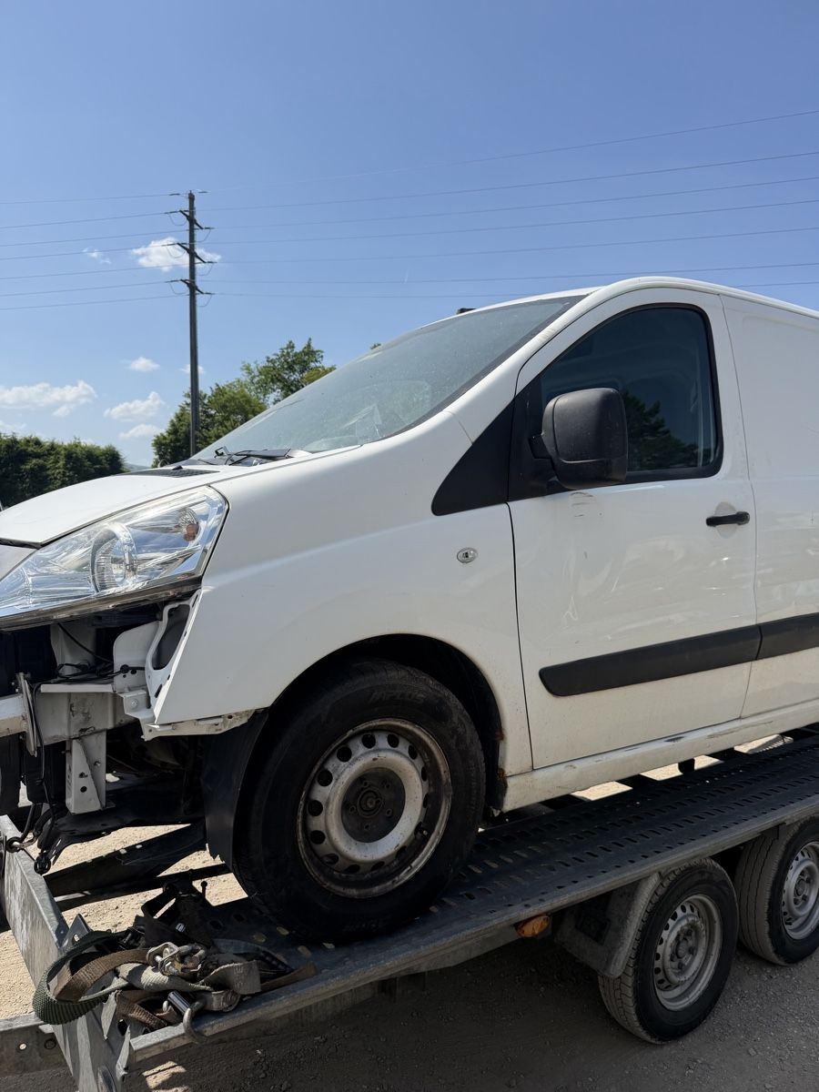 Citroën Tutti pezzi di ricambio auto: Citroën Jumpy Teile Schlachten  – Usato da Geiss venduto da luk_cnw8 1