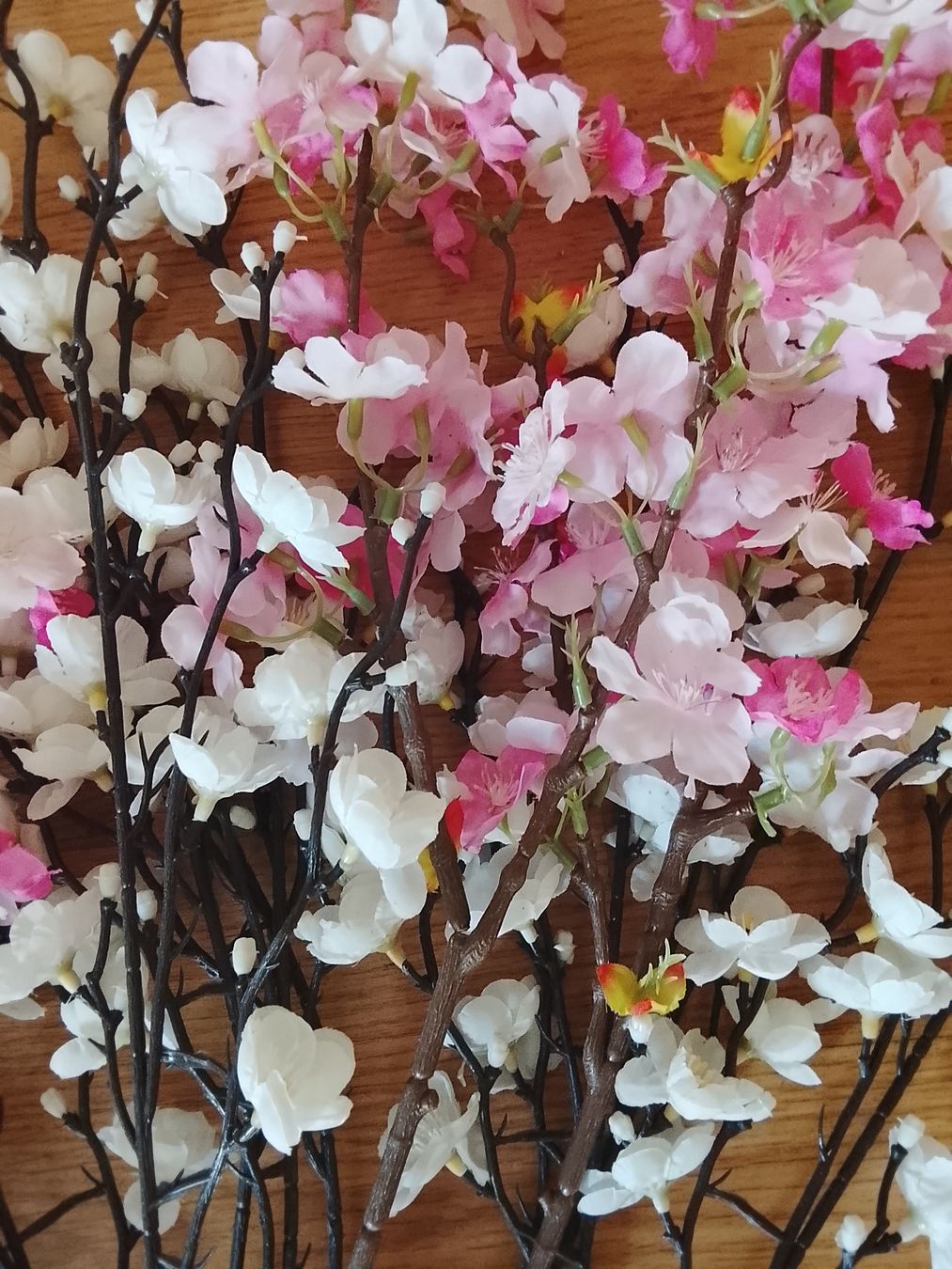 Alle Dekorationen: Bouquet fleurs artificielles  – Neu (gemäss Beschreibung) aus Couvet von fat_kyl7 1