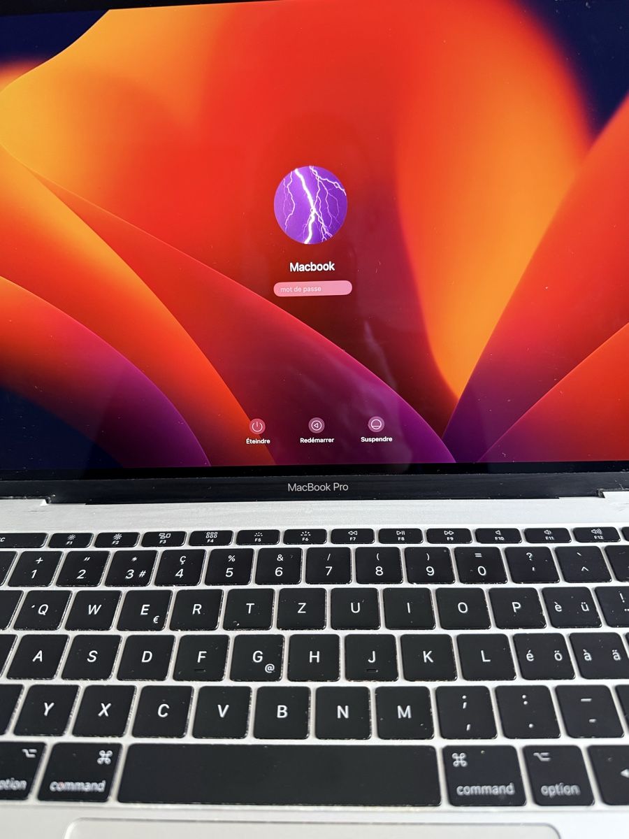 Apple PC: MacBook Pro 2017, en très bon état  – Usato da La Chaux-de-Fonds venduto da hed_27yb 5