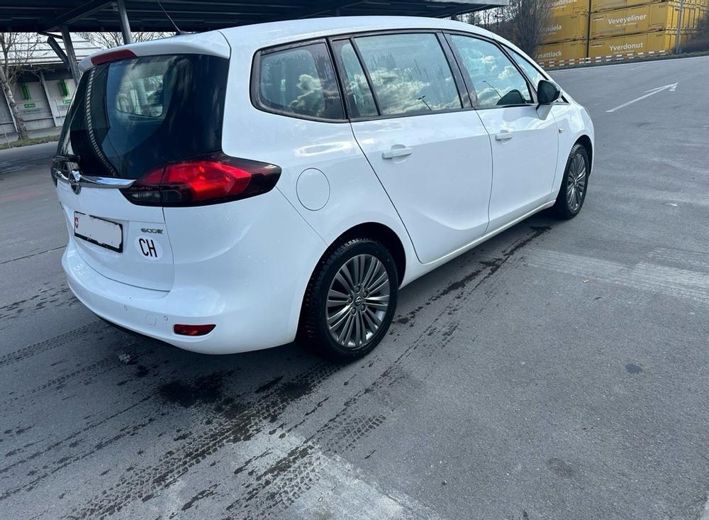 Opel Zafira Ab MFK, 7 Sitzplätzen.