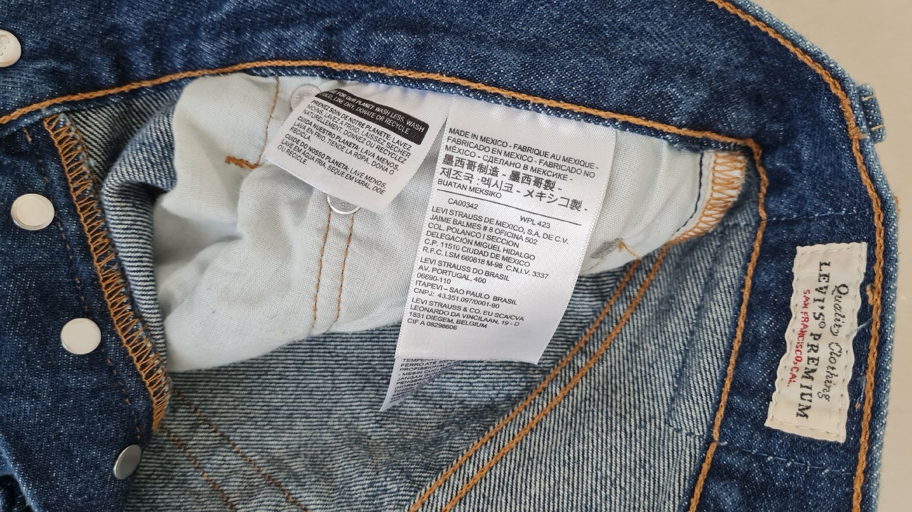 Levi's Jeans: Short jean Levi's 501 taille 28 – Gebraucht aus Payerne von wardi11 4