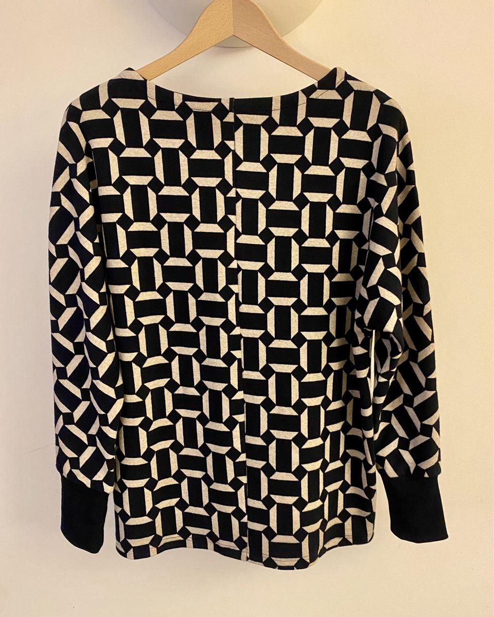 Pulls & Sweat-shirts: Damen Jacquard Pullover geometrisch, Grösse L – D'occasion à Jona par Flamingoo 2