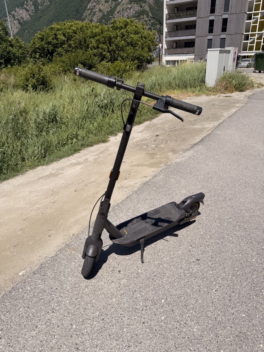 Scooter: Trottinette électrique Ninebot Max g2 – Usato da Martigny venduto da flo_rn6s