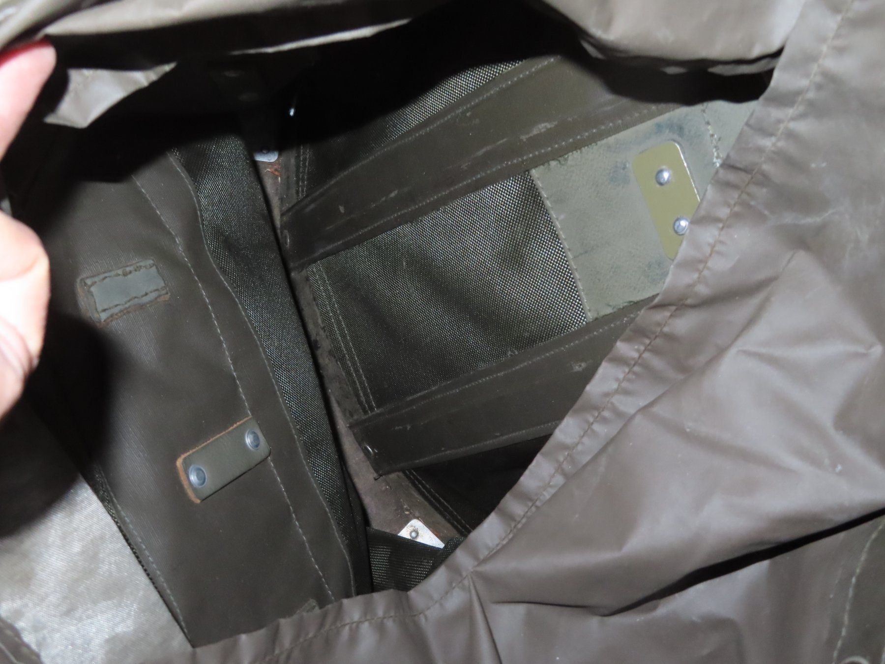 Schweizer Armee Uniformi: Schweizer Armee Rucksack – Usato da Gutenswil venduto da rolfsimmen31 5