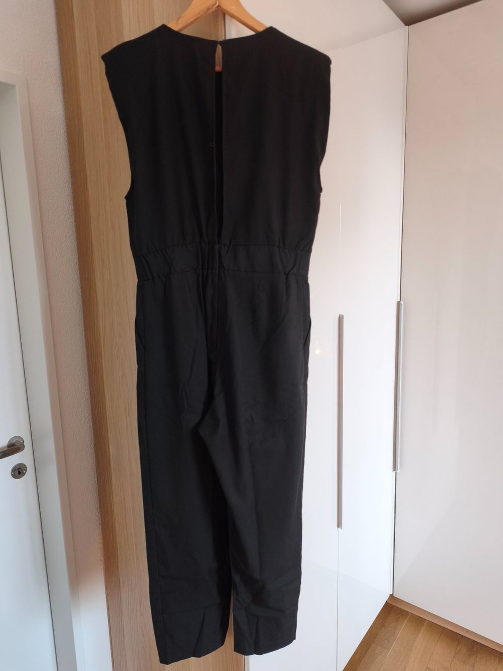 H&M Tute: H&M Jumpsuit – Usato da Niederrohrdorf venduto da yan_zkz6 1