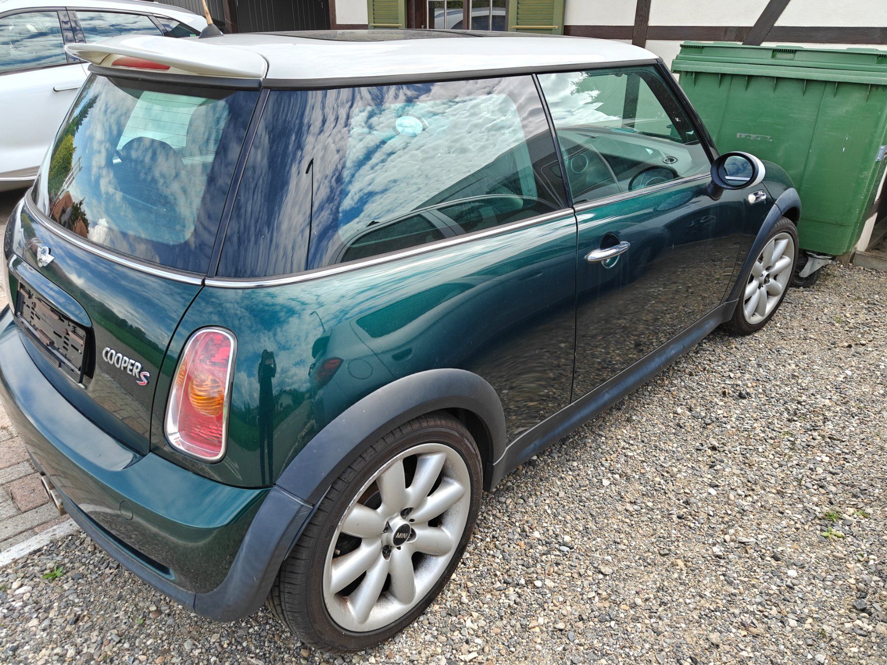 Mini Autos: Mini Cooper S – Gebraucht aus Bätterkinden von Elefantenzoo 1