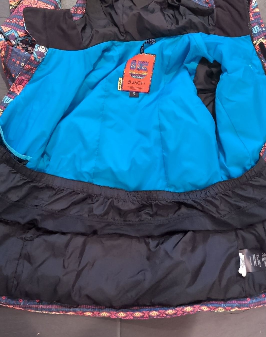 Burton Giacche: Burton Jacke Grösse S fast neu – Nuovo (secondo la descrizione) da Baar venduto da aligunt