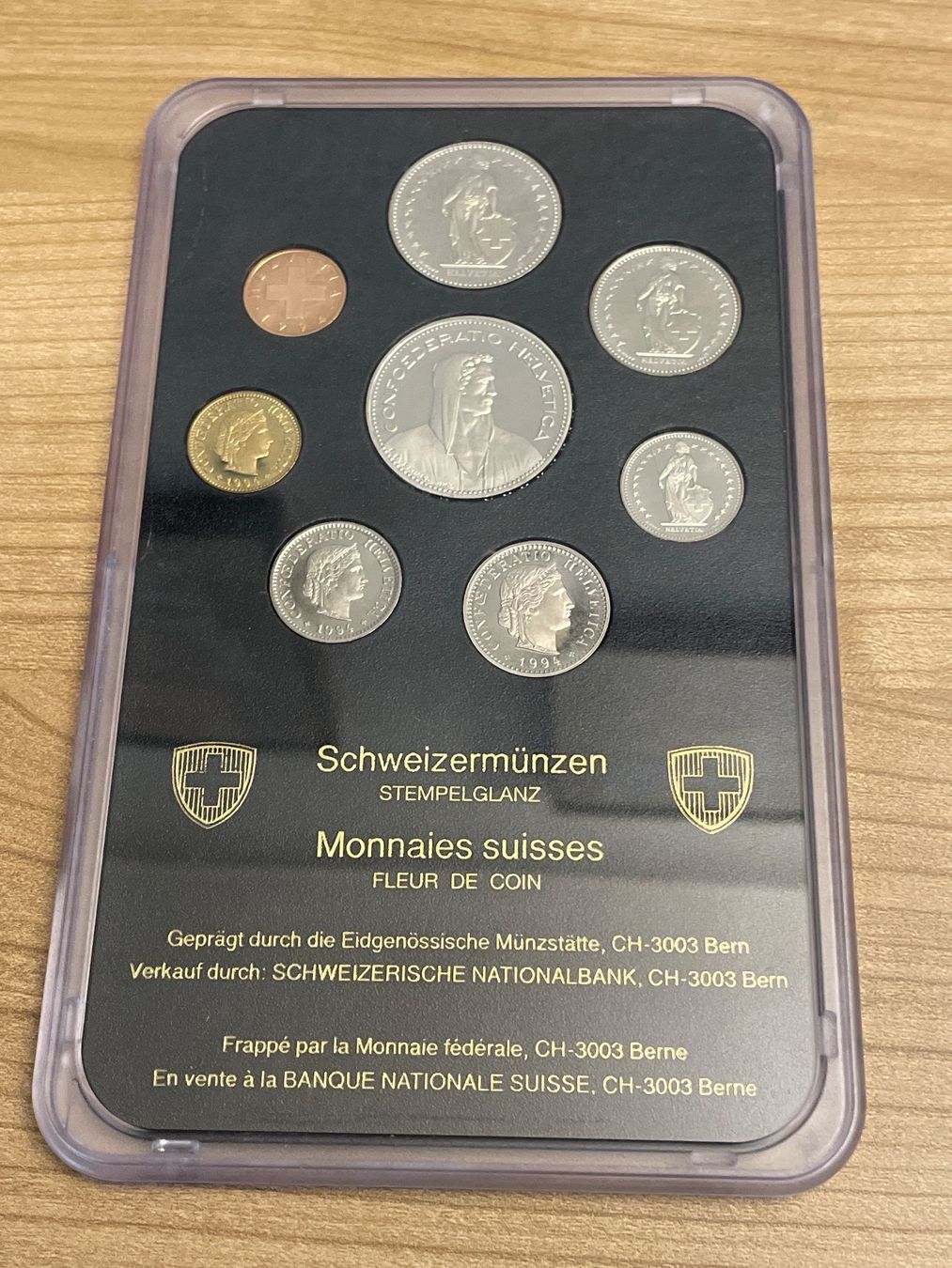 Tutti le monete: Münzsatz Schweiz 1994 Stgl – Nuovo e nell'imballaggio originale da Schlossrued venduto da Tkanada 1