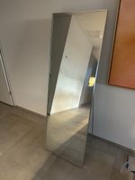 Standspiegel mit Metallrahmen silberfarben gebraucht