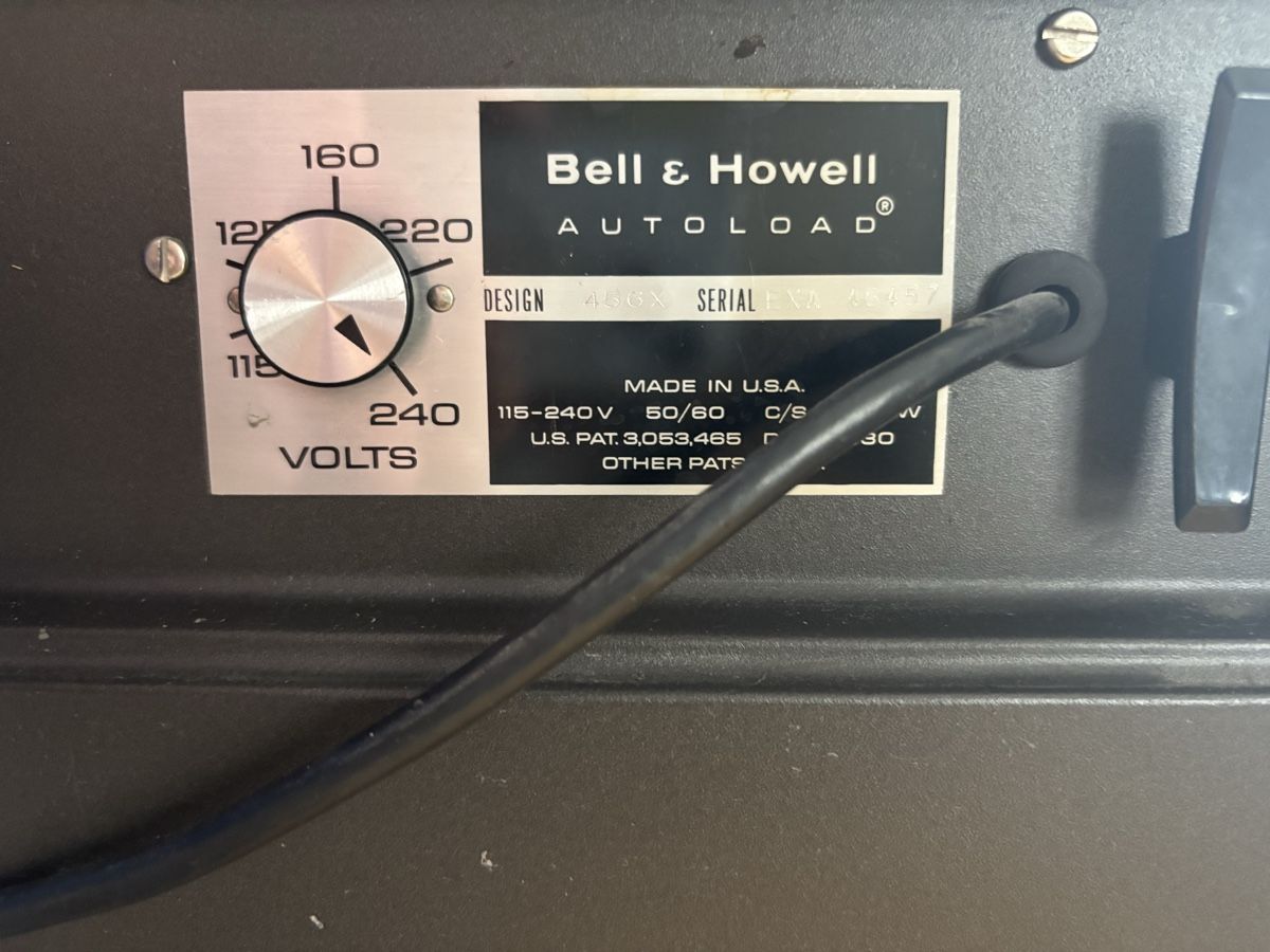 Pellicole: Bell & Howell Autoload Schmalfilmprojektor  – Usato da Basel venduto da Indie1 2