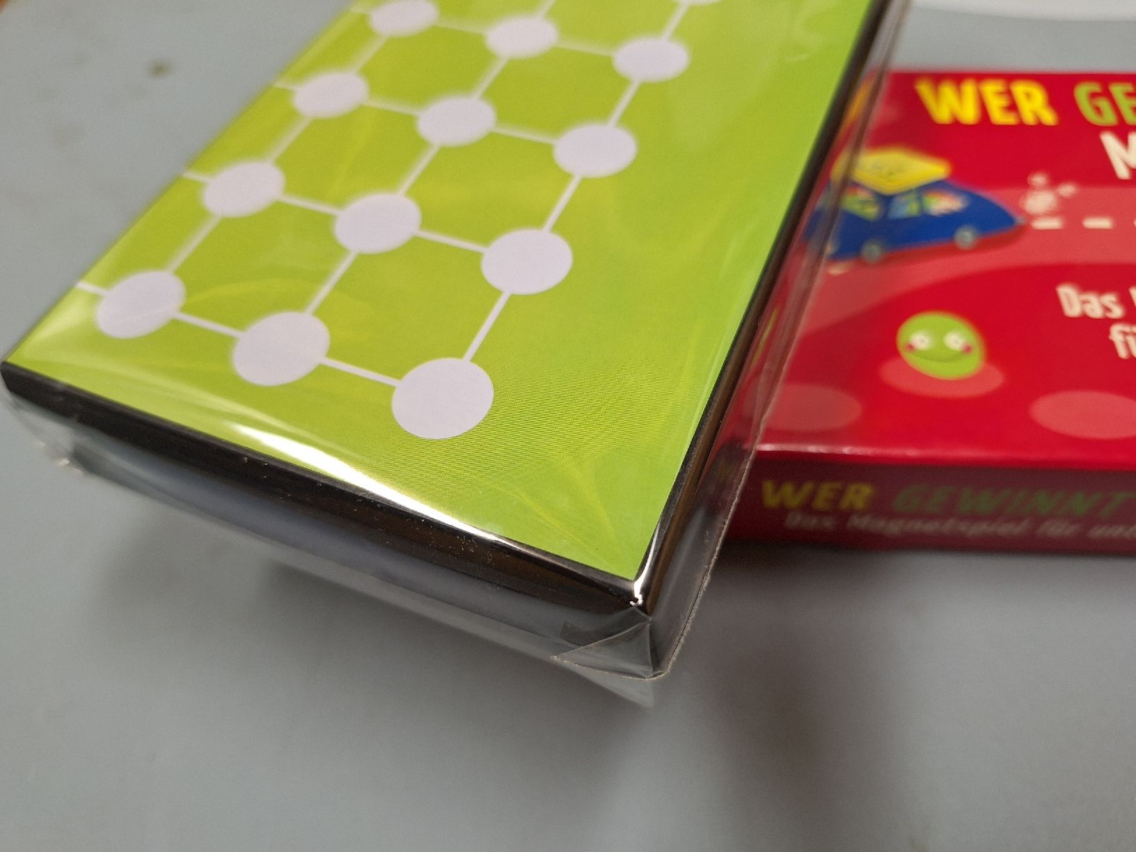 Giochi: Wer gewinnt mit 4,Magnetspiel – Nuovo e nell'imballaggio originale da Niederglatt ZH venduto da Bobsli 2