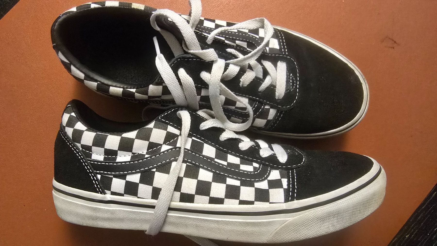 Vans Scarpe per ragazzi: Vans Sneaker – Usato da Schübelbach venduto da joker55