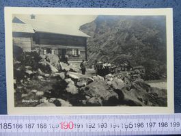 BOVAL-HÜTTE 2470mÜm STARK BELEBT