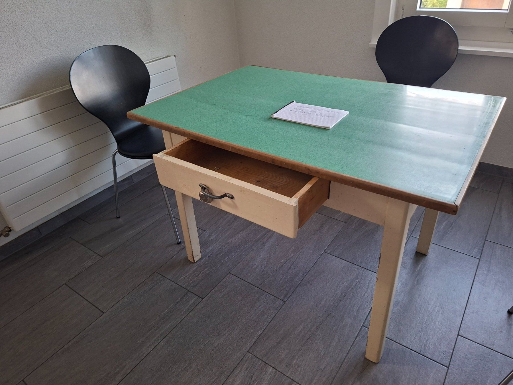 Tavoli: Küchentisch – Usato da Courgevaux venduto da Kaltfront 1
