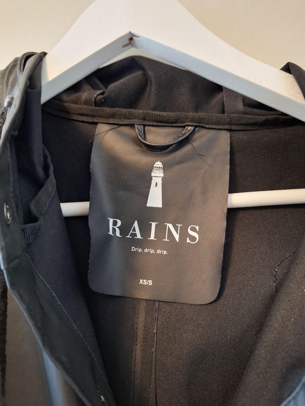Rains Jacken: Rains Regenjacke schwarz XS/S – Gebraucht aus Basel von kiko9 2