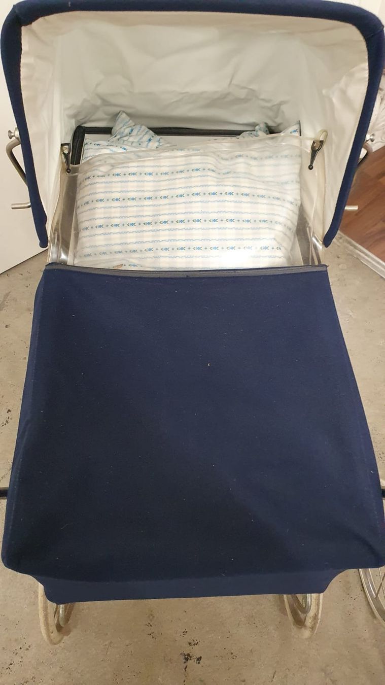 Carrozzine per bambole: PUPPENWAGEN 2 STK. – Usato da Dietikon venduto da brocki-eyra 5