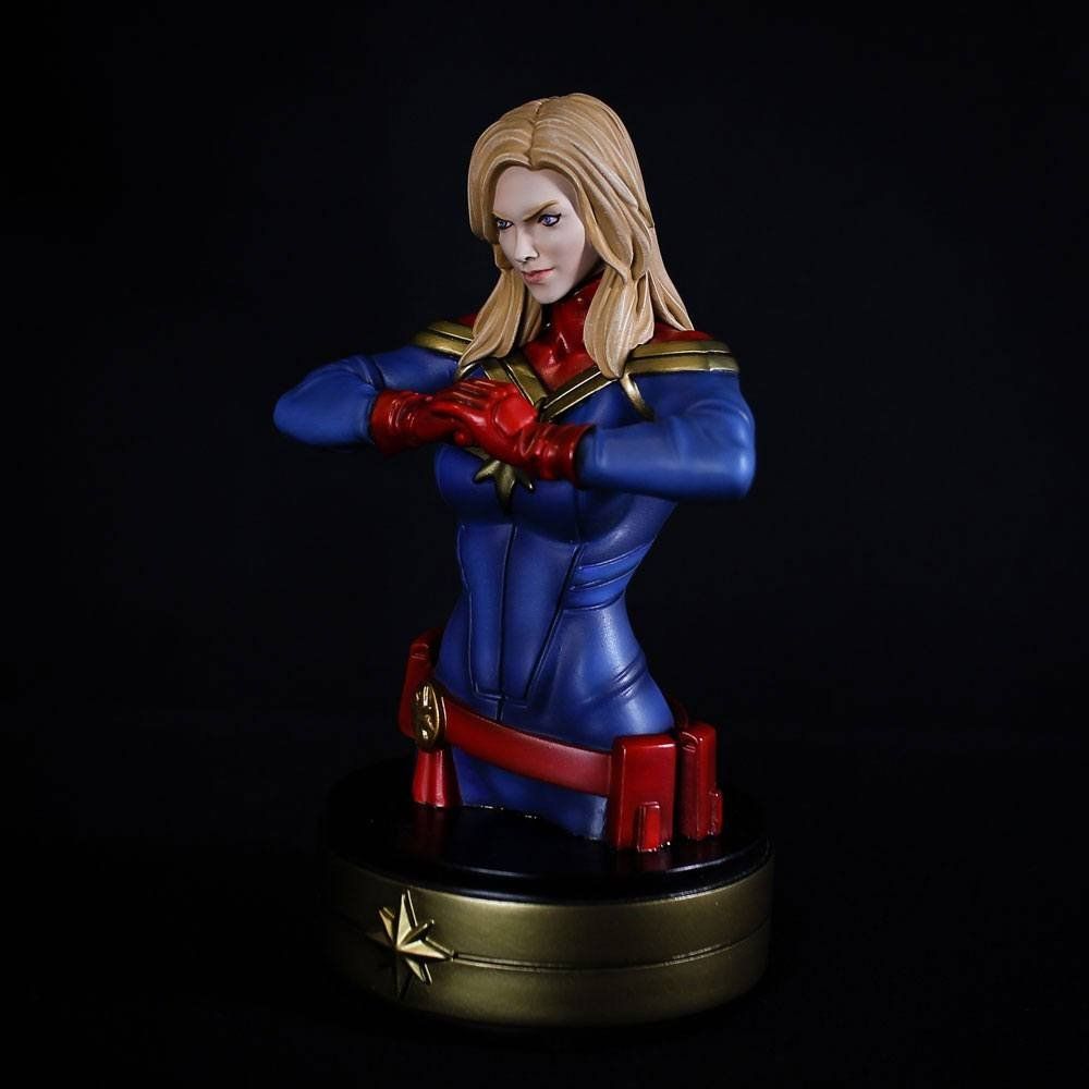 Figuren: Captain Marvel buste Captain Marvel 20 cm – Neu und originalverpackt aus St-Imier von ATTAKSHOP 8