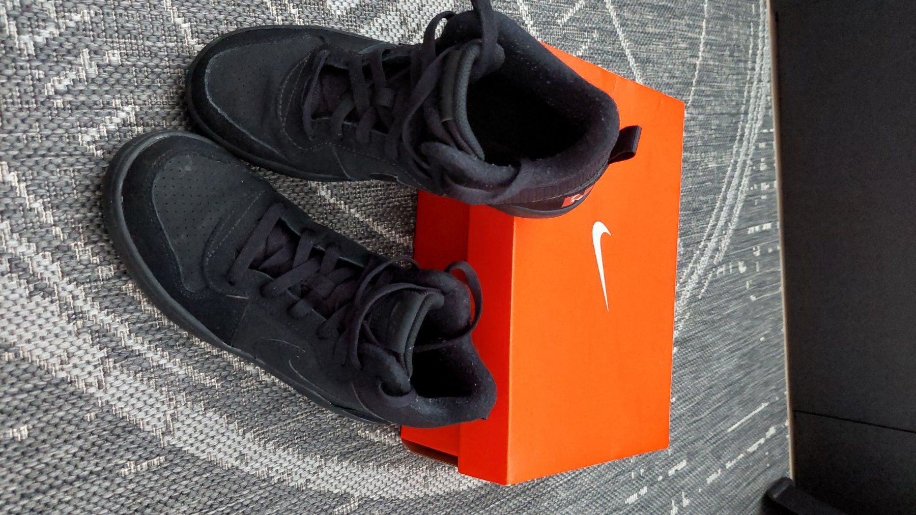 Nike Scarpe per ragazzi: Nike Schuh Grösse 38.5 wie neu – Nuovo (secondo la descrizione) da Egolzwil venduto da mobiledeluxe 6