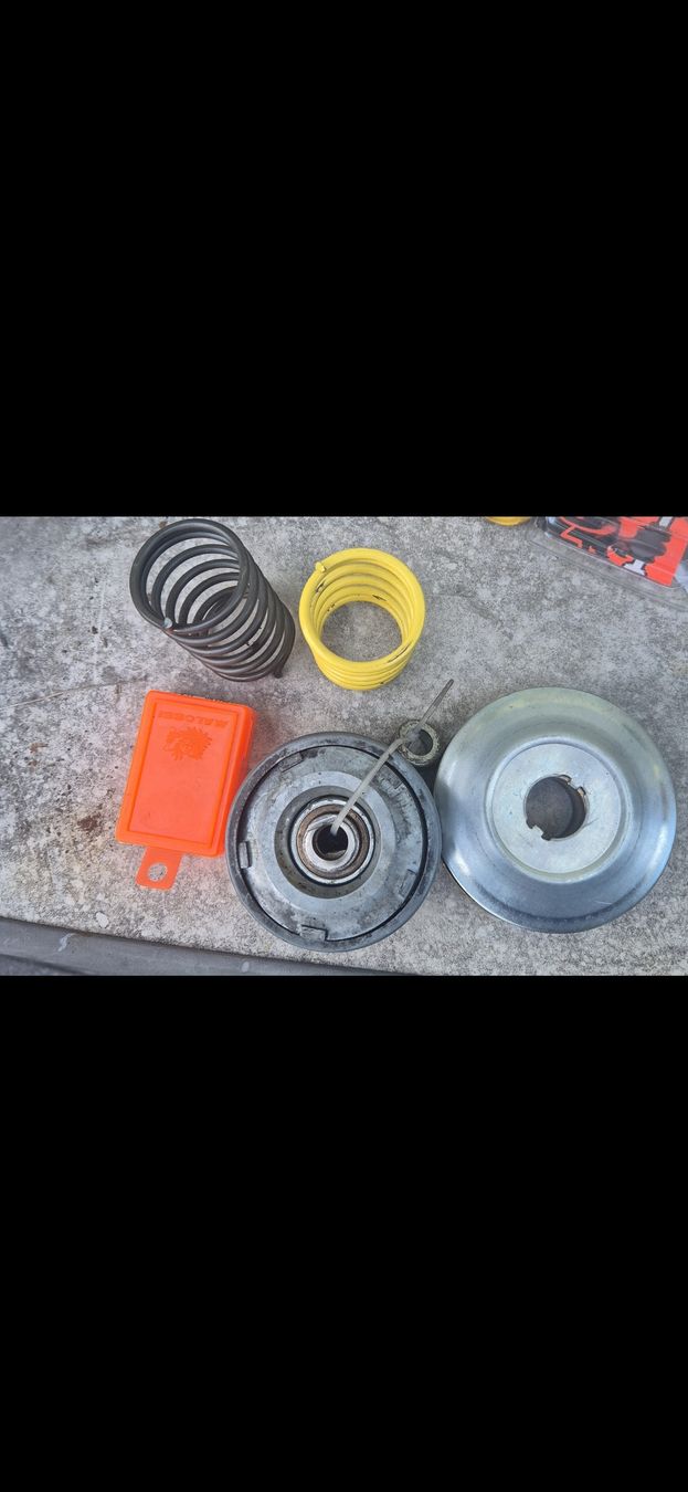Piaggio Parti ricambio per ciclomotori: Piaggio Ciao Variomat Set original + Malossi Tuning – Usato da Medeglia venduto da uls_w5qc