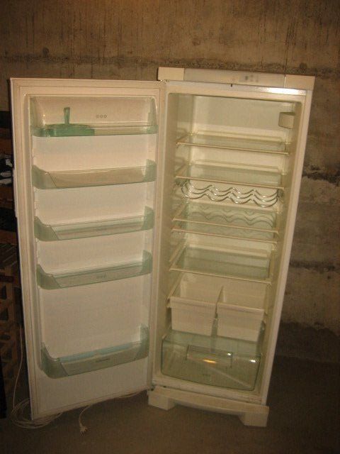Electrolux Frigoriferi: Kühlschrank Electrolux – Usato da Winterthur venduto da pf02