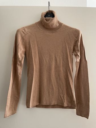 Rollkragenpullover caramel Stradivarius M