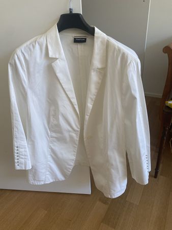 Taifun Sommerblazer, Gr. 46, fällt etwas schmaler aus