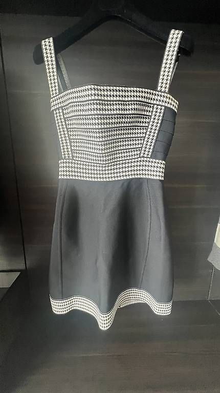 Vestiti: Hevré Léger -Kleid – Usato da Zürich venduto da JustynaB