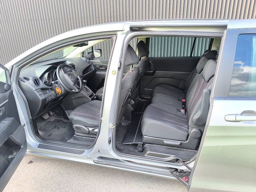 Mazda Automobili: MAZDA 5 2.0 16V (7 Plätzer) – Usato da Nottwil venduto da Lu1043201 3
