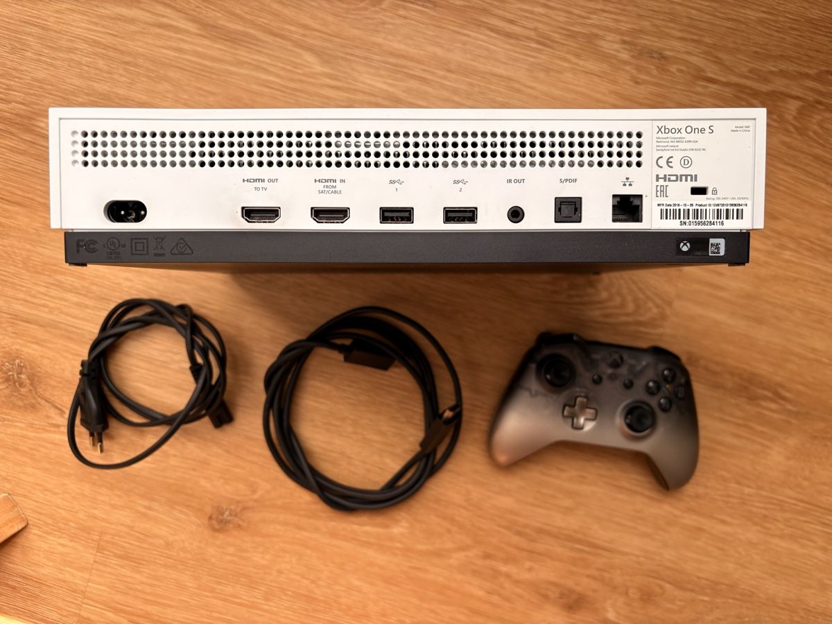 Microsoft Console: Xbox ONE S (inkl. 7 Spiele) – Usato da Saland venduto da FabiolaN 1