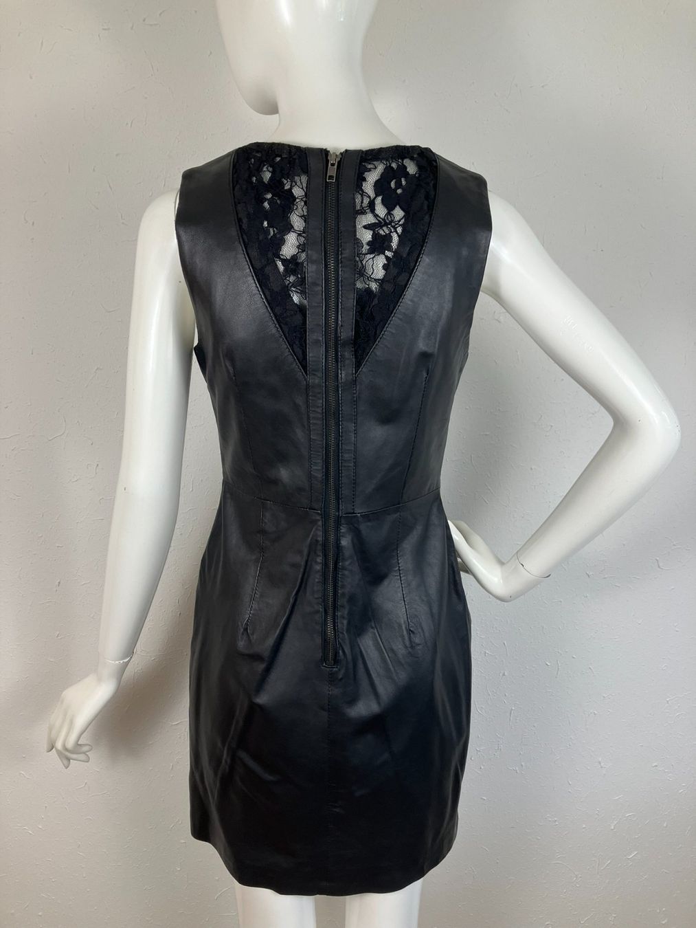 Avant Premiere Vestiti: Avant Premier Lederkleid Gr.36 – Usato da Laupen ZH venduto da kar_lfz6 2
