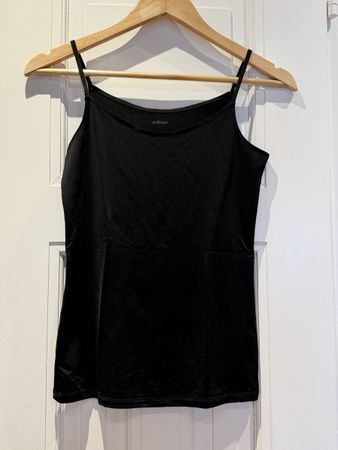 Black AIRism Uniqlo Tank Top - Size S - Great Conditon!