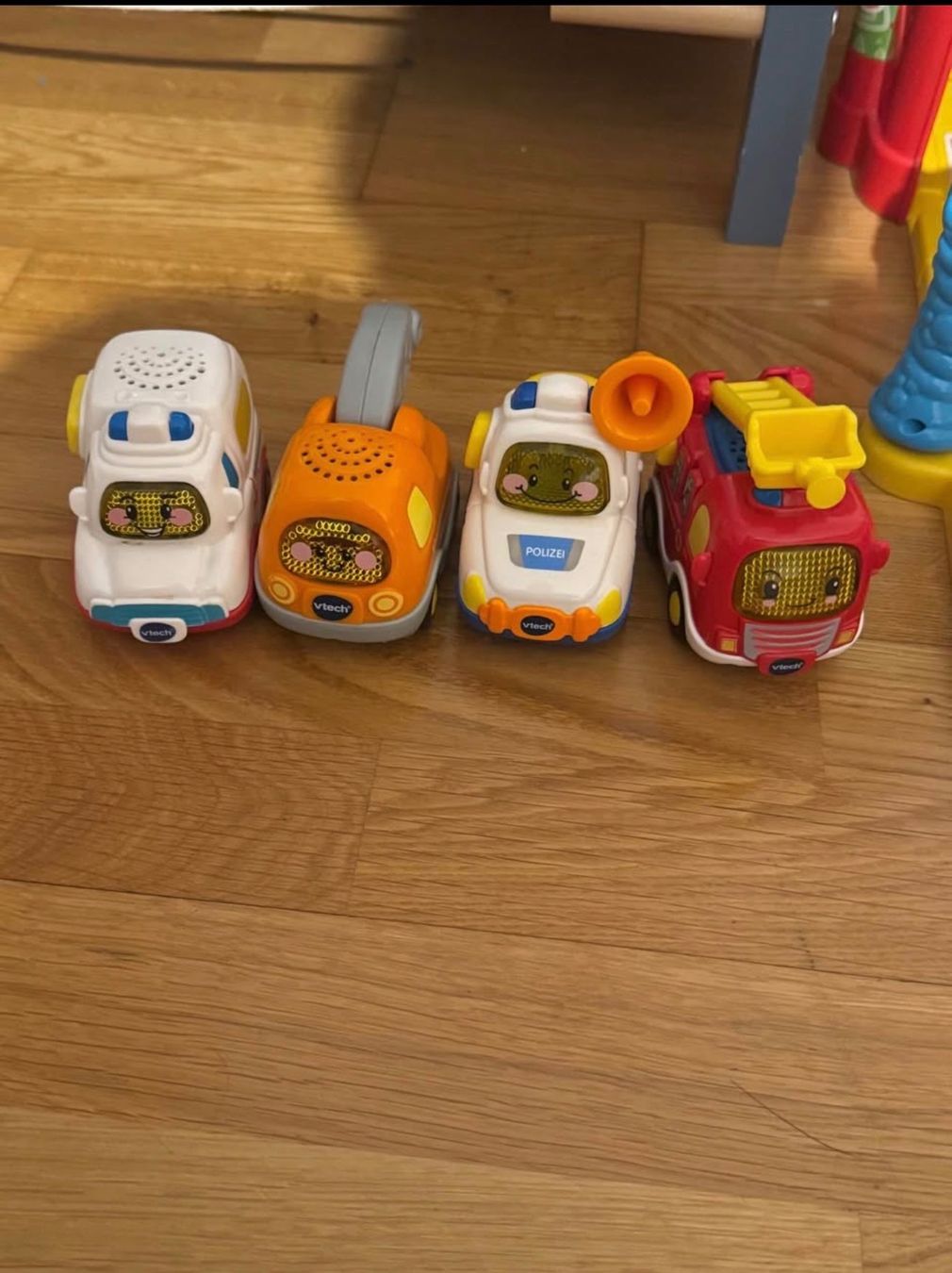 Vtech Giocattoli: Garage VTech – Usato da Glattfelden venduto da mezzo.gram 2