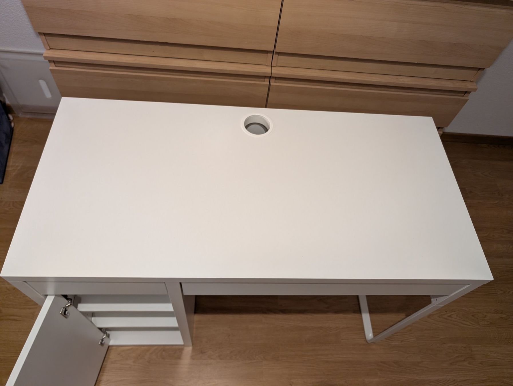 Ikea Scrivanie: Ikea Schreibtisch Micke – Usato da Horgen venduto da Bulanek 2