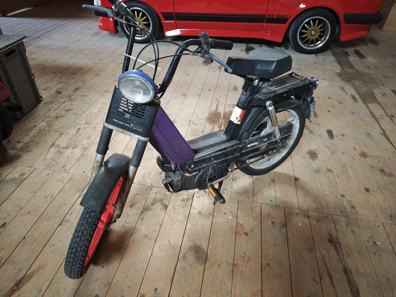 Fantic Cyclomoteurs: Fantic Issimo FM311 – Défectueux à Herisau par Odes