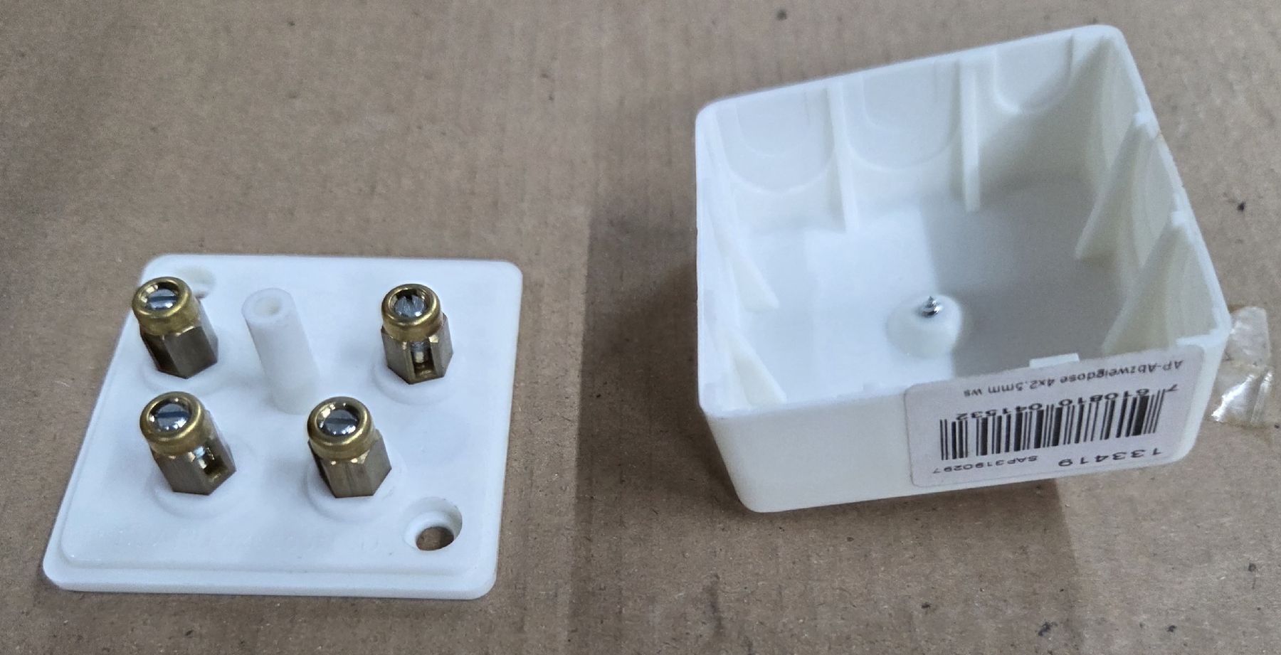 Stromzufuhr: Verteilerdose 4x2,5 mm2 weiss mit Einsätzen neu – Neu (gemäss Beschreibung) aus Kirchberg SG von Bibsli 3