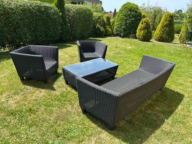 Set di tavolo e panche: Terrassen Lounge / Gartenmöbel – Usato da Oberwil-Lieli venduto da Doriano79 9
