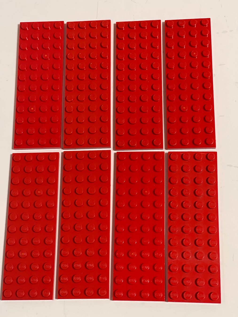 Lego Giocattoli: LEGO - 8 Rote Plätten 12x 4 Noppen – Usato da Gelterkinden venduto da cobra0110