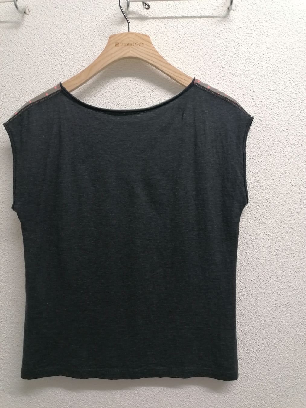 Marc Cain T-shirt: Marc Cain Tshirt, Gr. 1, Seide, neu – Nuovo (secondo la descrizione) da Kriens venduto da Ricobaby 2