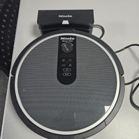 Robot aspirateur Miele Scout RX1 avec station de charge