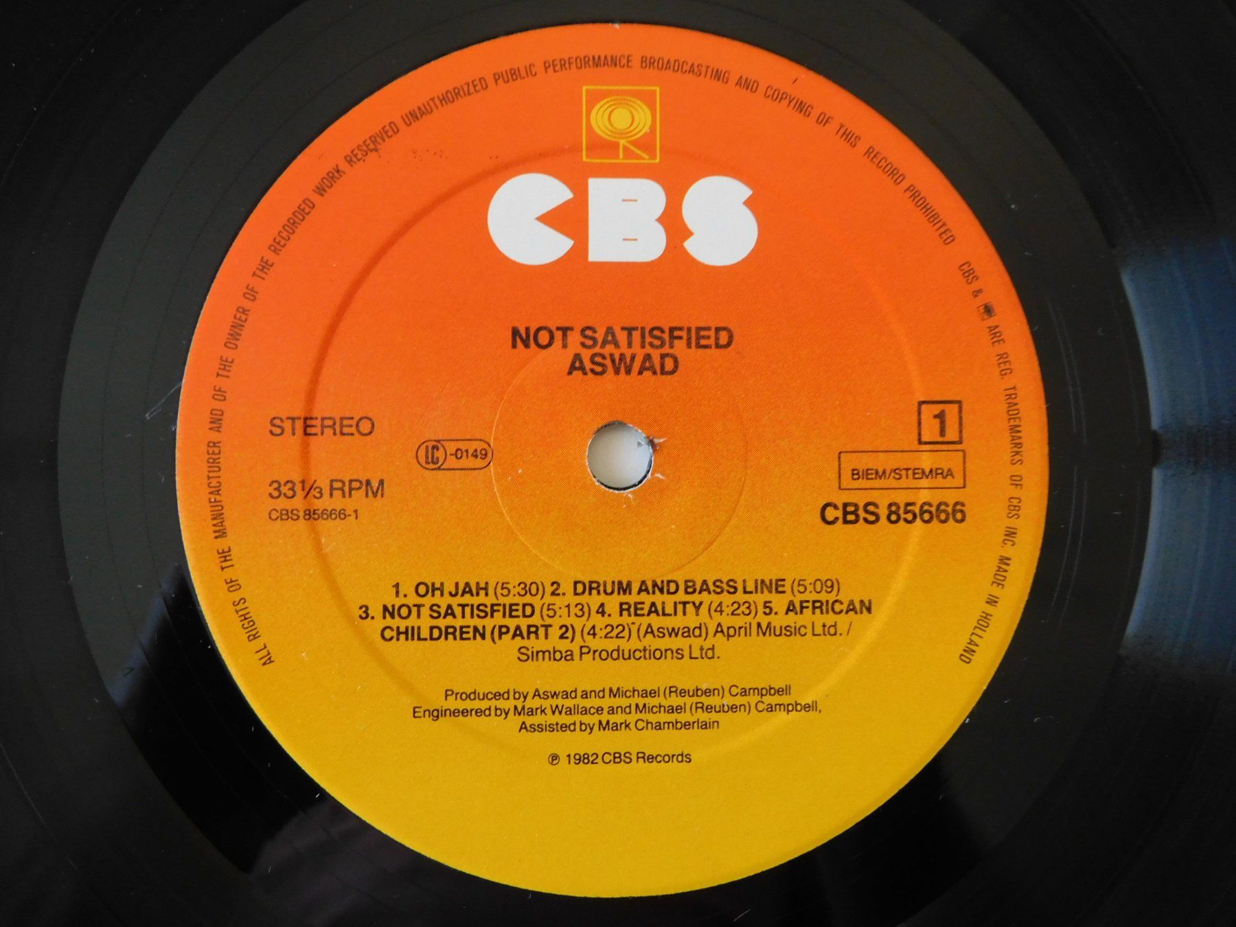 Dischi in vinile: Aswad - Not Satisfied – Usato da Emmenbrücke venduto da Dickens 3