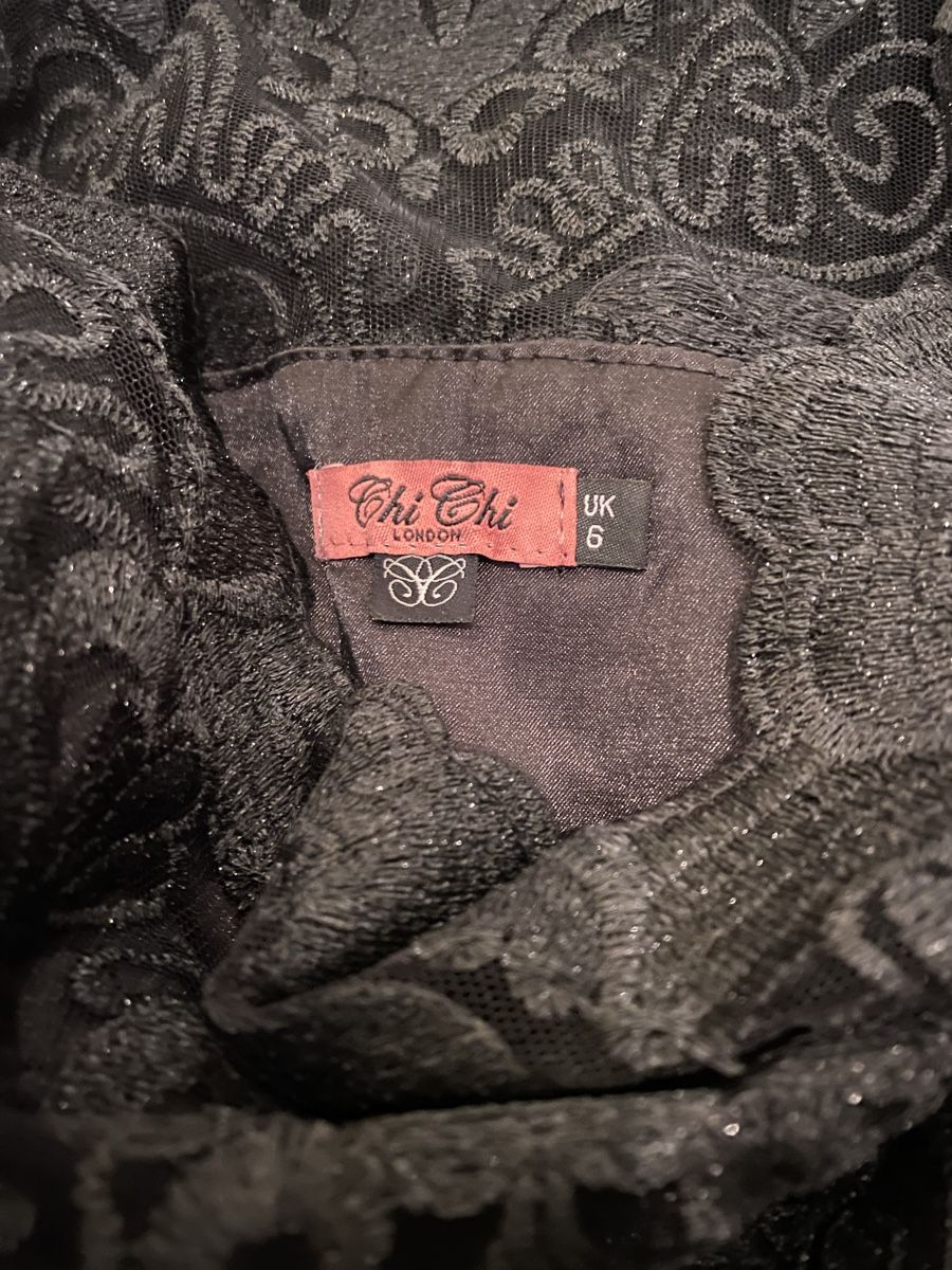 Robes: Robe – Neuf (Voir description) à Fribourg par SimoneA13 4