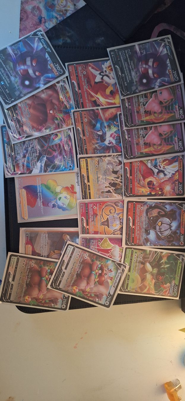 Cartoline: Pokemon Fusions Angriff Bundle – Nuovo (secondo la descrizione) da Riehen venduto da rah_rr6c